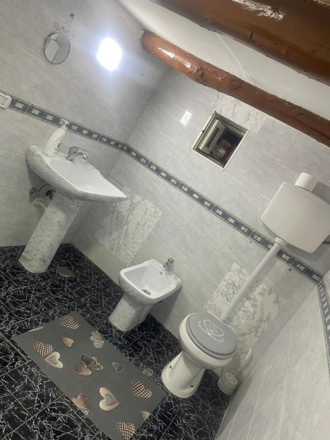 شقة Casa Vacanza La Serenella نابولي المظهر الخارجي الصورة